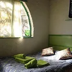 Georgina Guest house Katakolo