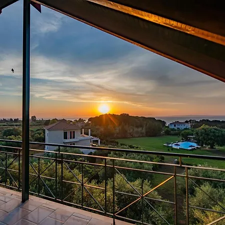Guest house Georgina 4*