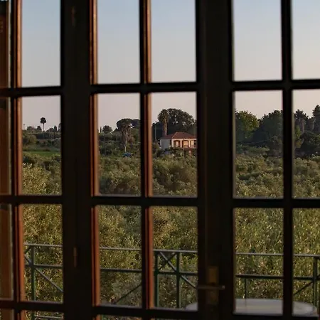 ゲストハウス Georgina 4*