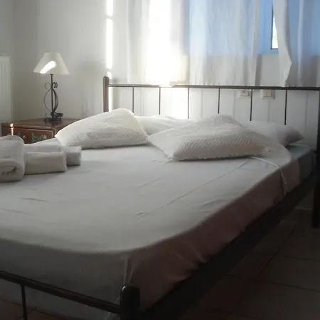 Georgina Πανσιόν 4*